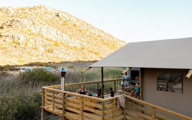 AfriCamps-Karoo,Hex-Tent2