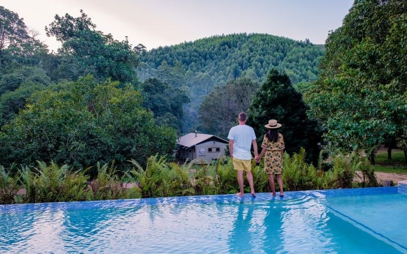 AfriCamps-Mackers-Pool2