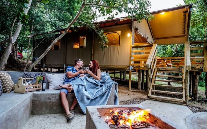 AfriCamps-Hoedspruit-Firepit2
