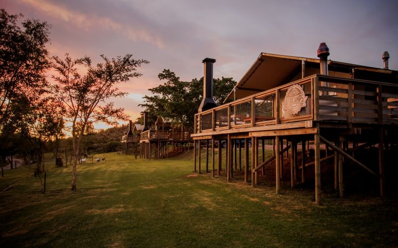 AfriCamps-Kam-Bati-sunset