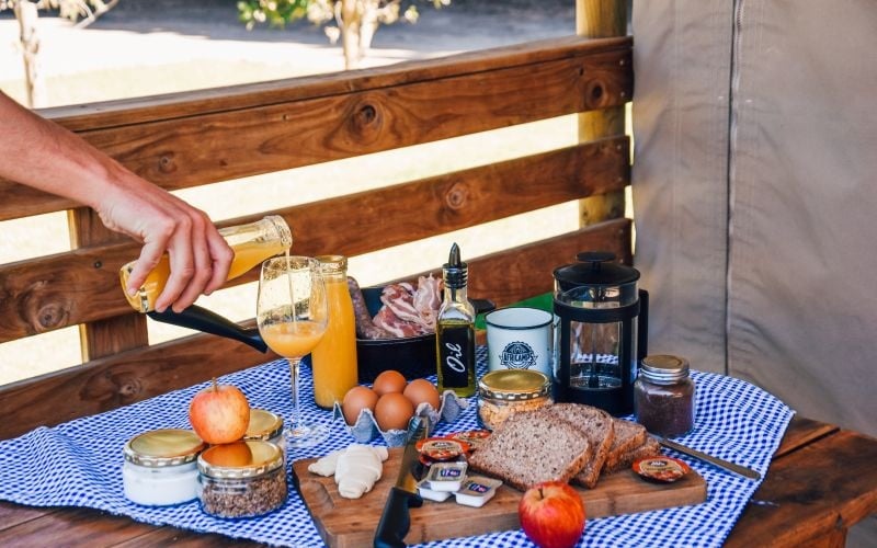 AfriCamps-Doolhof-Breakfast