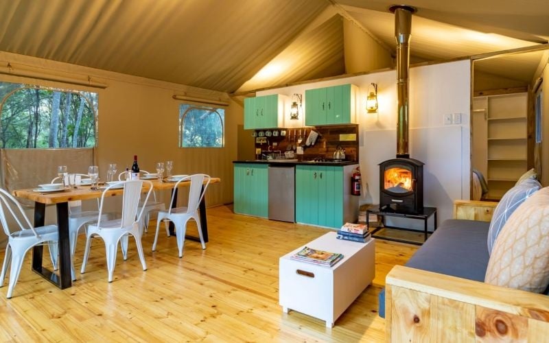 AfriCamps-Waterberg-Lounge2