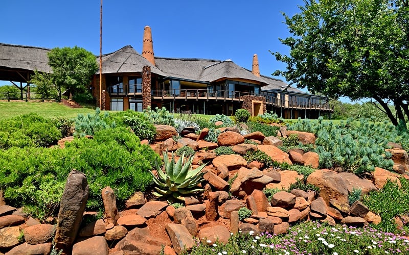 African Hills Safari Lodge & Spa