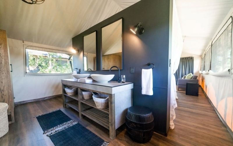 Mdluli-Bathroom