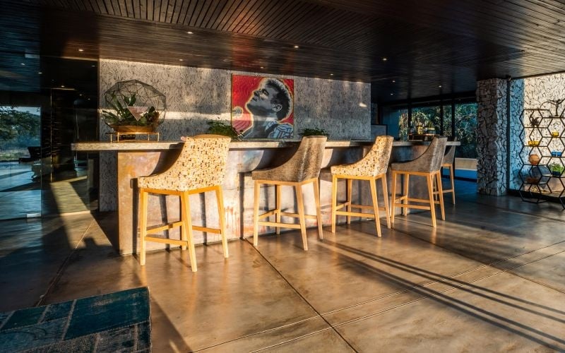 Silvan-Bar