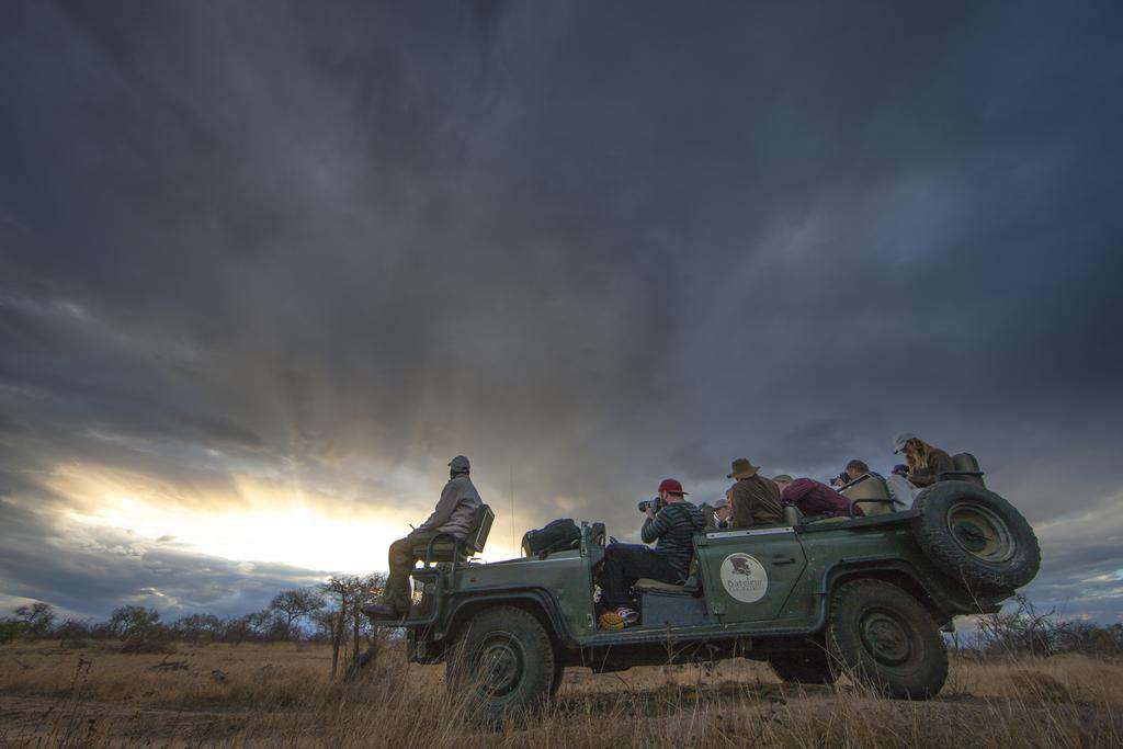 Bateleur Safari Camp