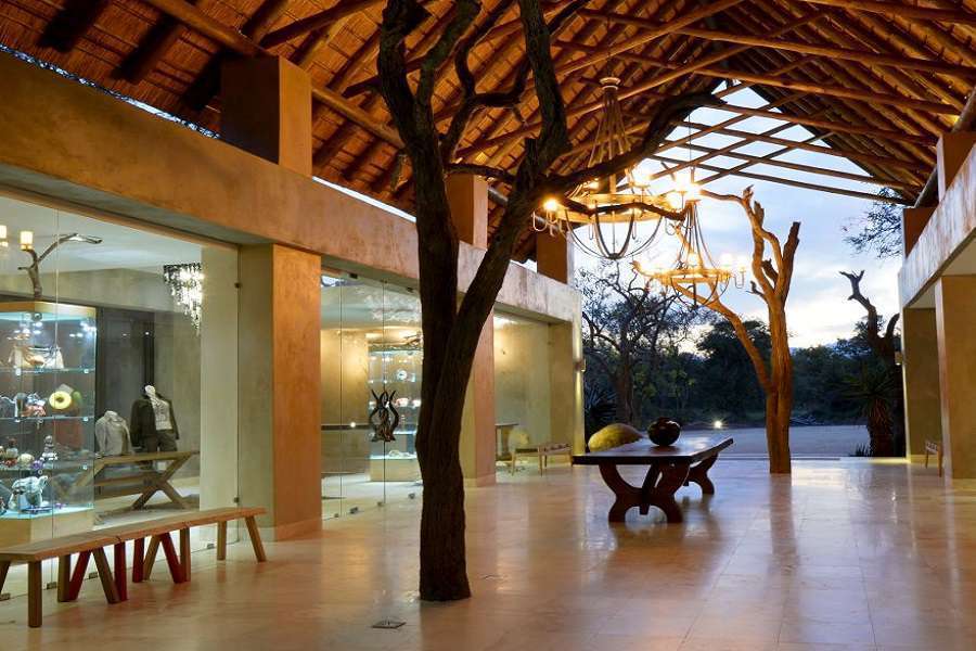 picture of safari lodge