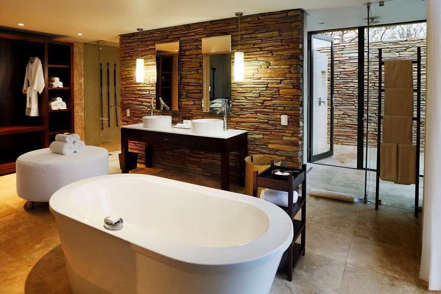 kapama southern camp suite bathroom