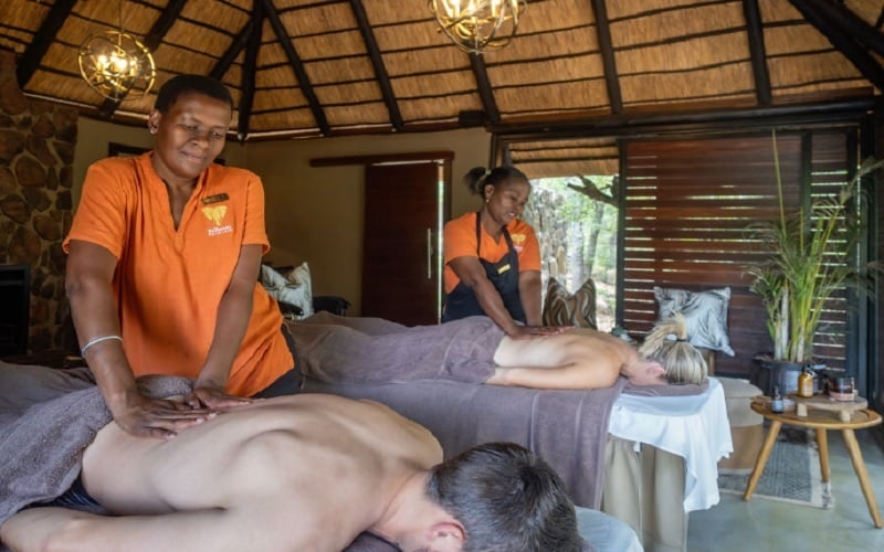 Ndlovu Safari Lodge